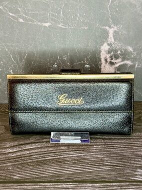 Gucci Black Leather Wallet Gold Logo Long Wallet w/ Box & Papers